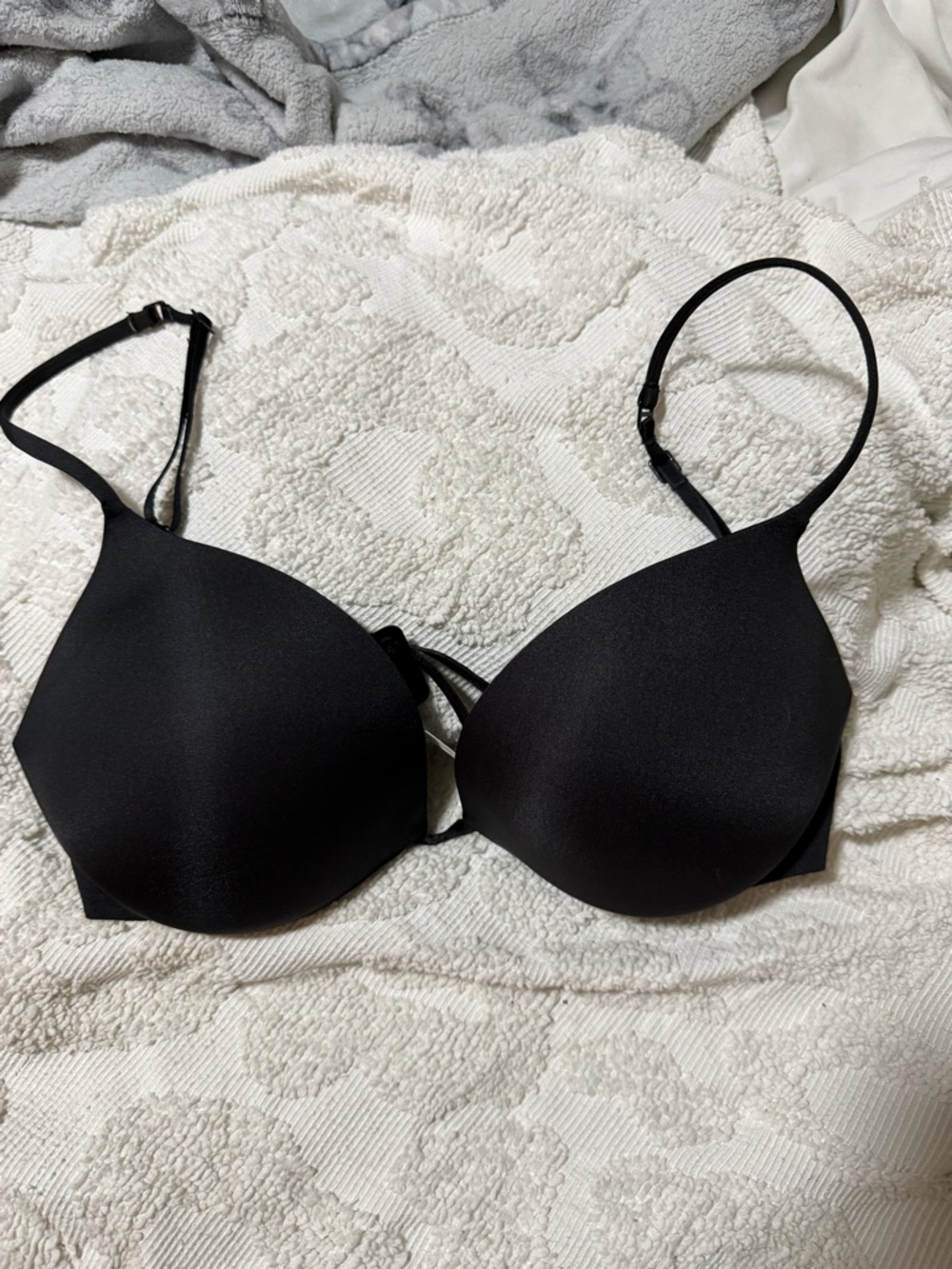 32D skims padded push up bra